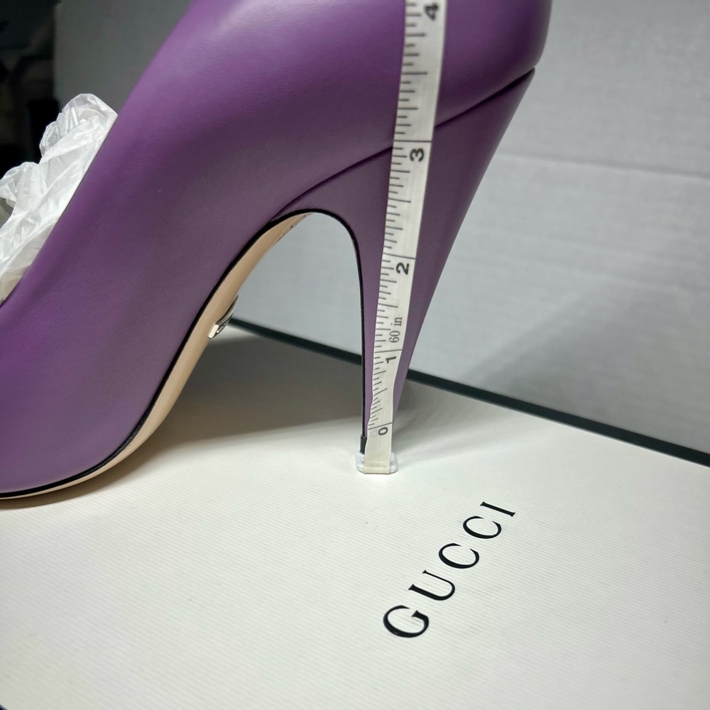 Authentic Gucci Pump - Picture 8 of 8